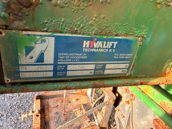 Hyvalift NG 2012 TA 12-Ton Skip Gear....3,500 euro 398778211