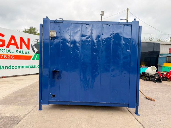 16.5ft x 9ft Male & Female Toilet Block ....3733 398788996