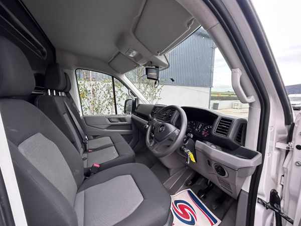 21 Volkswagen Crafter - Medium wheel base 398853093