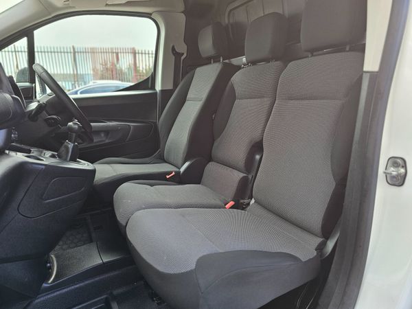 CITROEN BERLINGO // 3 SEATS // 07/27 CVRT 398859392
