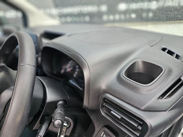 CITROEN BERLINGO // 3 SEATS // 07/27 CVRT 398859431