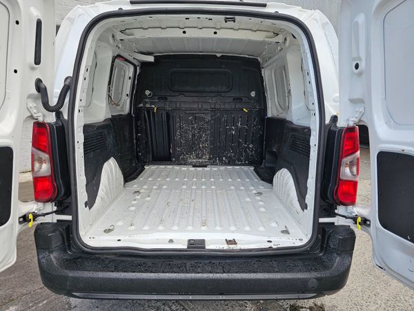CITROEN BERLINGO // 3 SEATS // 07/27 CVRT 398859438