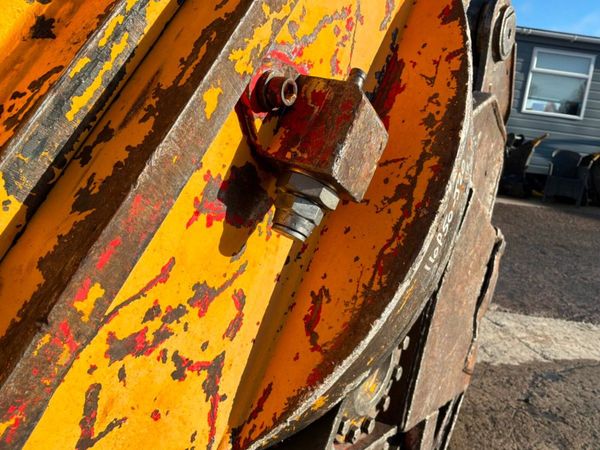 Hydraulic rotating demolition shears...80mm pins.. 399050108