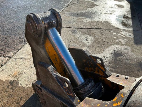 Hydraulic rotating demolition shears...80mm pins.. 399050116