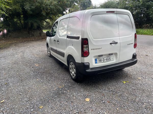 2014 Peugeot Partner, 5 of 16