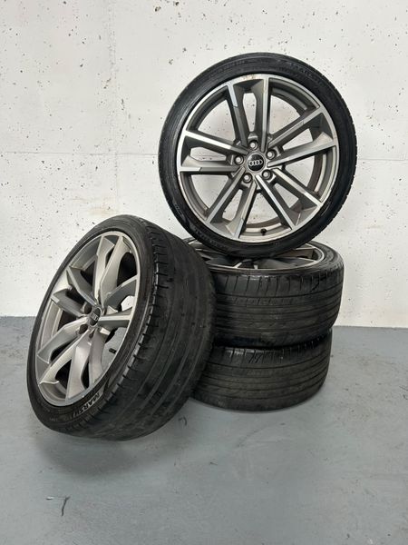 Audi A4 S-Line Alloys 19” 399032548