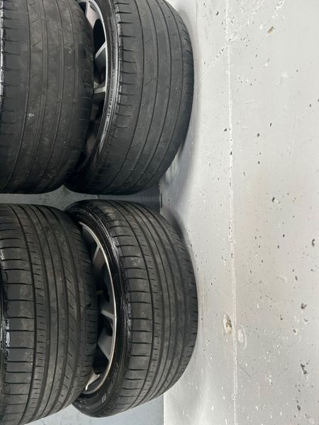 Audi A4 S-Line Alloys 19” 399032551