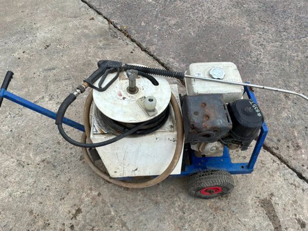 Honda power / pressure  washer....cat pump   835t. 399154962