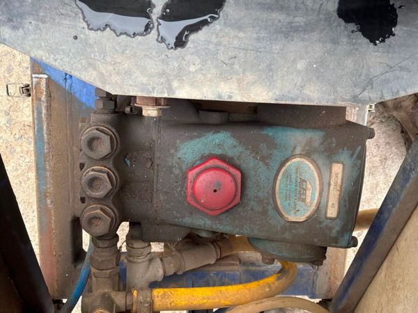 Honda power / pressure  washer....cat pump   835t. 399154968