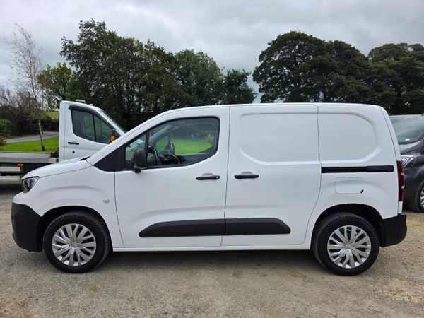 Peugeot Partner 2019 399204489