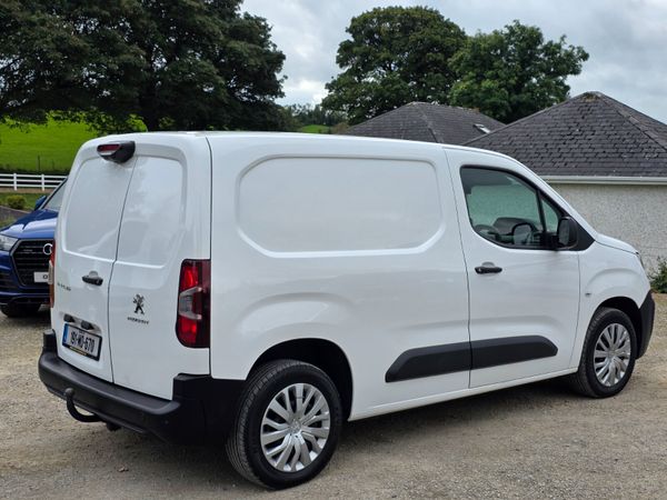 Peugeot Partner 2019 399204498