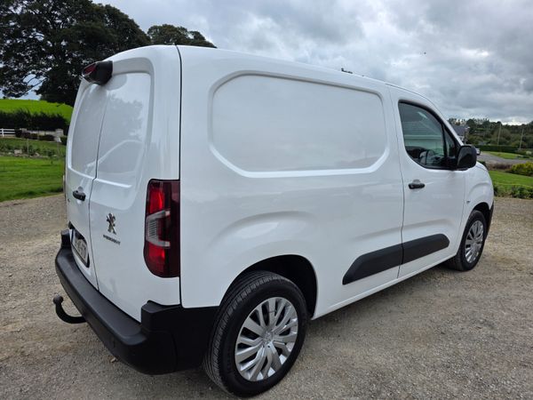 Peugeot Partner 2019 399204499