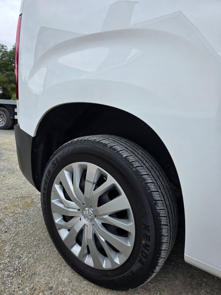 Peugeot Partner 2019 399204502