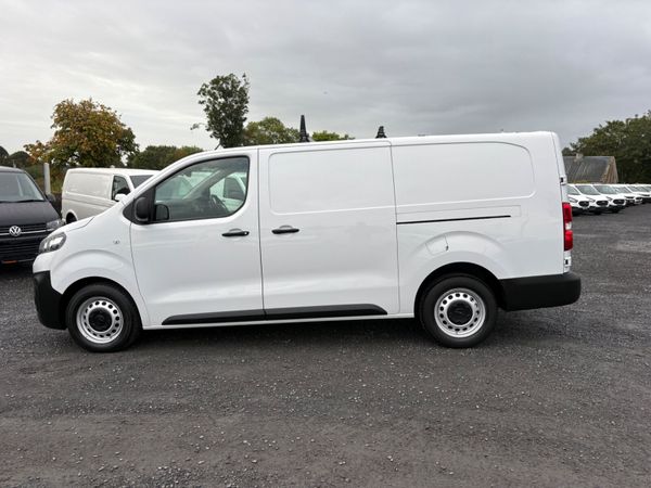Vauxhall Vivaro 399232757