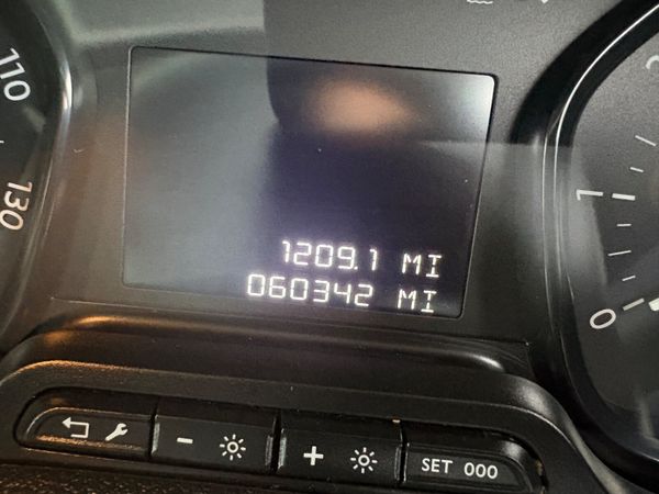Vauxhall Vivaro 399232772