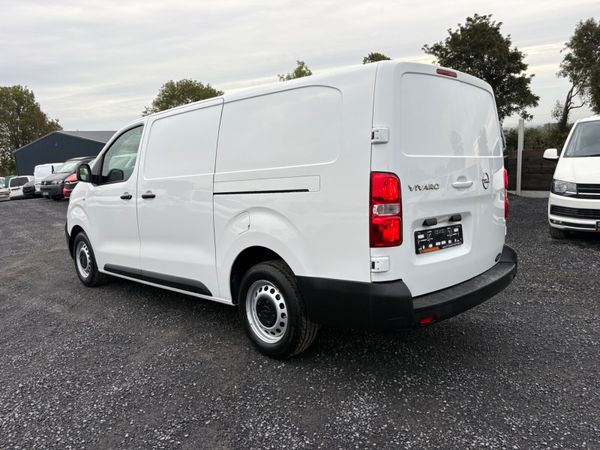 Opel Vivaro 399233563