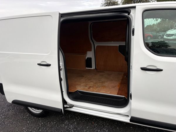 Opel Vivaro 399233574