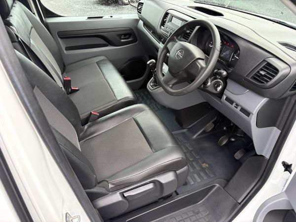 Opel Vivaro 399233578