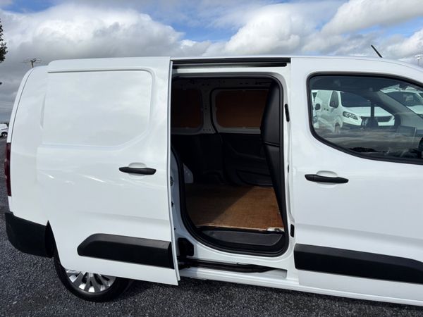 Peugeot Partner LWB 399237005