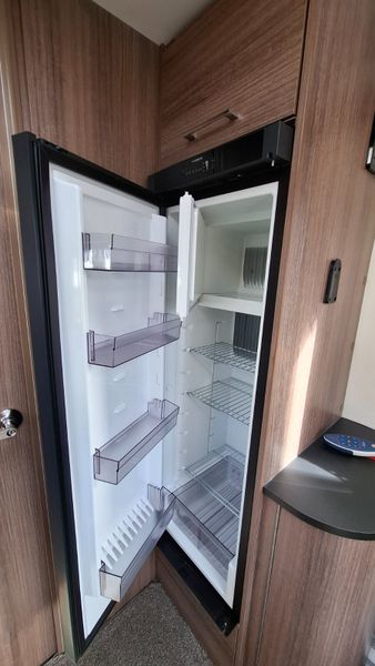 Bailey Unicorn Carbera Black Edition End Bedroom 399307984