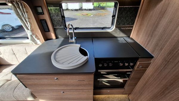 Bailey Unicorn Carbera Black Edition End Bedroom 399307992