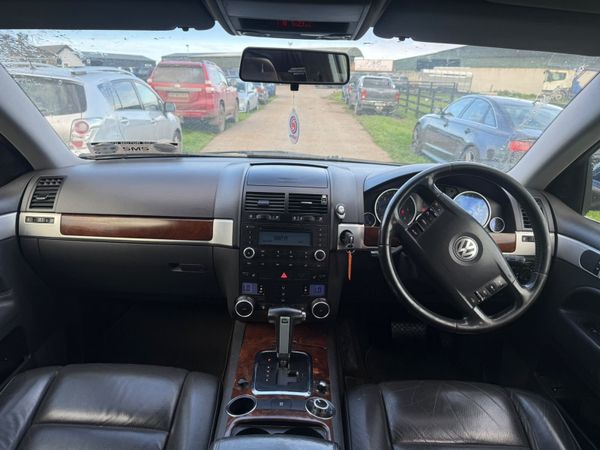 08 Volkswagen Touareg Spotless****** 399319234