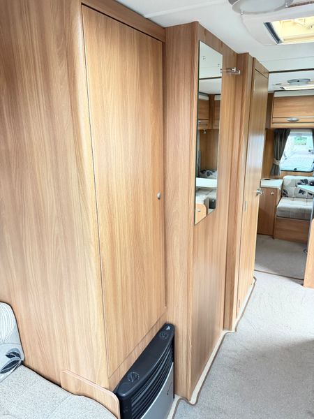 ✨STUNNING SWIFT CHALLENGER SPORT 6 BERTH✨ 399324260