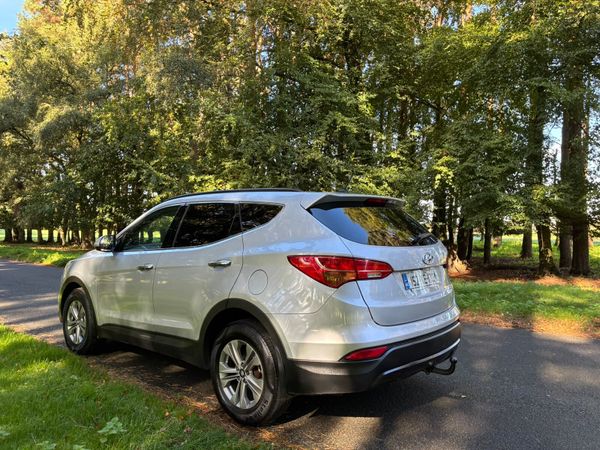 Hyundai Santa Fe 2015 Commercial 399494670
