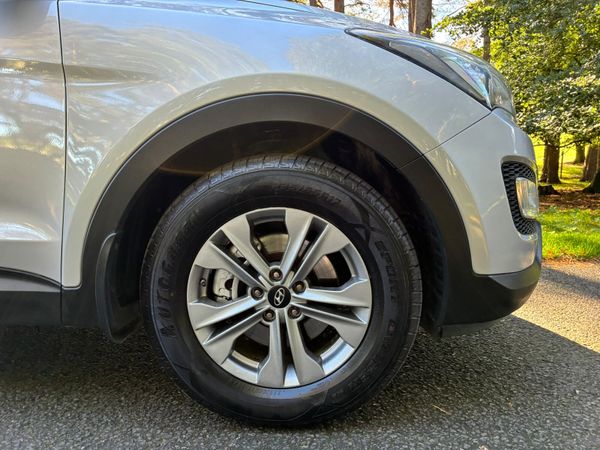 Hyundai Santa Fe 2015 Commercial 399494696