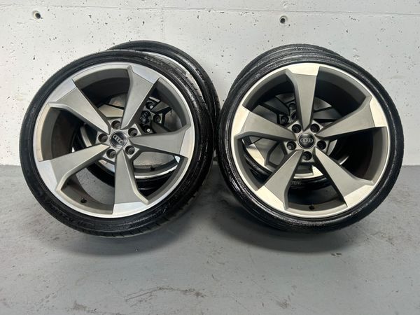 Audi TTRS Rotors 20” Genuine Alloys 399403707
