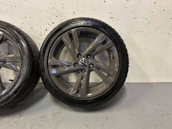 Volkswagen Golf R-Line Alloys 17” 399404185