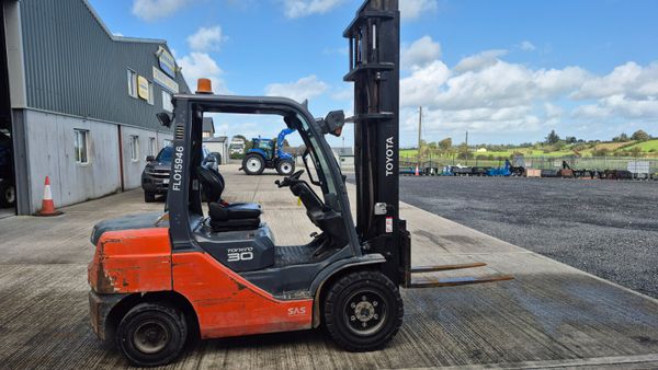 Toyota forklift 399412874