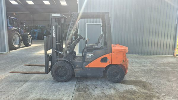 Doosan forklift 399413311