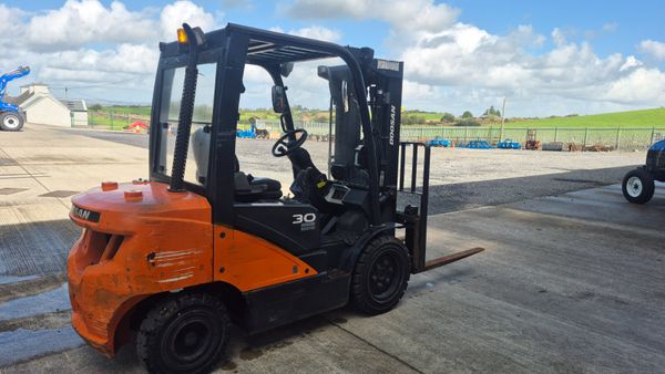Doosan forklift 399413318
