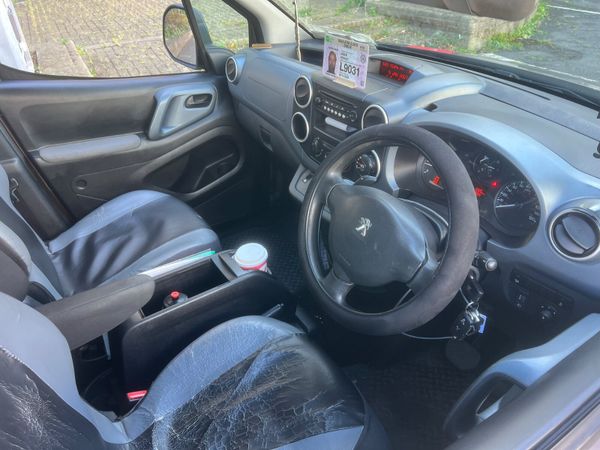 2015 Peugeot partner auto NCT tax and plate 399437381