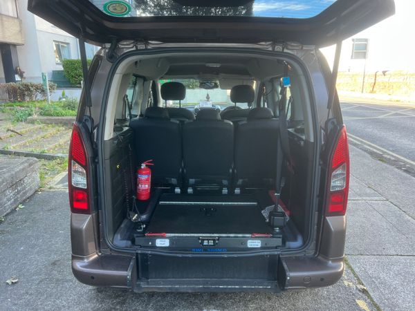 2015 Peugeot partner auto NCT tax and plate 399437383
