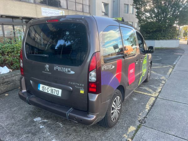 2015 Peugeot partner auto NCT tax and plate 399437384