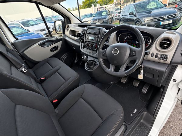 192 NISSAN NV300 SWB 1.6 - NEW CVRT - 1 OWNER 399509970