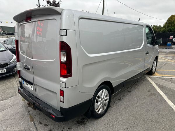 Renault Trafic 2017 LL29 ENERGY DCI 125 SPORT PANE 399639359
