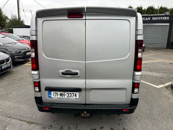 Renault Trafic 2017 LL29 ENERGY DCI 125 SPORT PANE 399639360
