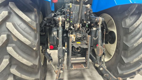 New Holland T7550 399778211