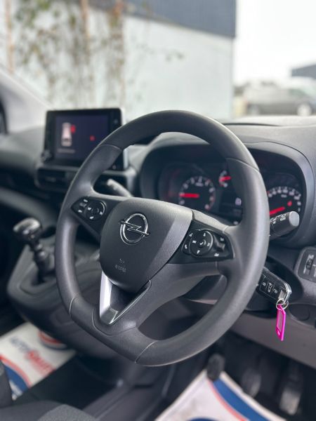 2023 Opel Combo - Great value 399840027