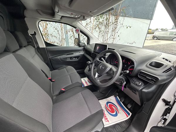 2023 Opel Combo - Great value 399840030