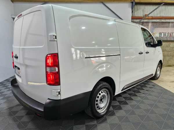 2022 Opel Vivaro LWB 1.5 100 Bhp Twin Doors 399861726