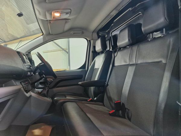 2022 Opel Vivaro LWB 1.5 100 Bhp Twin Doors 399861737