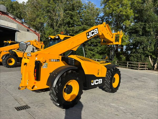 2022 JCB 531-70 AGRI   (2203 HOURS) 399814105