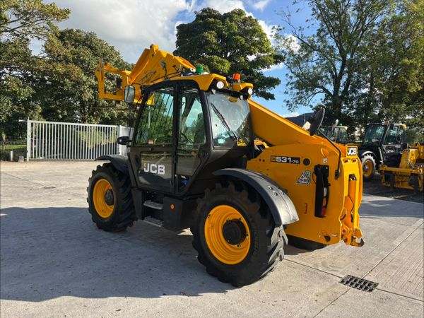 2022 JCB 531-70 AGRI   (2203 HOURS) 399814106