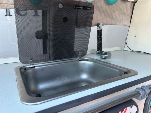 Mazda Bongo 1995 399968002