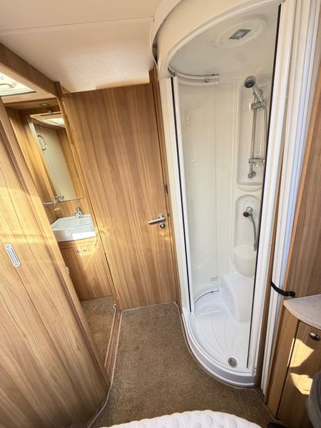 ✨ELDDIS CHATSWORTH 4 BERTH REAR ISLAND BED✨ 399985047