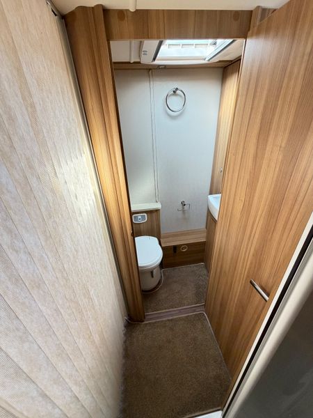 ✨ELDDIS CHATSWORTH 4 BERTH REAR ISLAND BED✨ 399985053